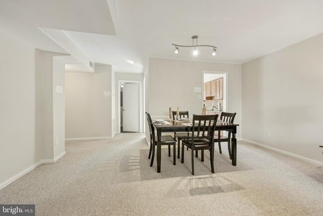 Building Photo - 88 N Bedford St