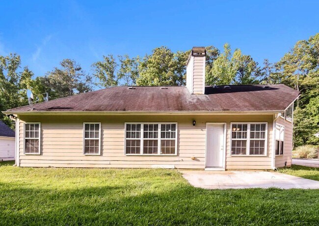 Building Photo - 465 Hunnicutt Rd SE