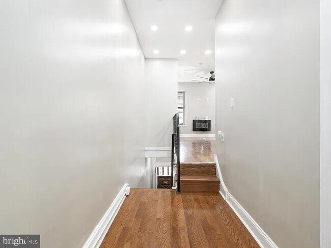 Building Photo - 1504 N 26th St