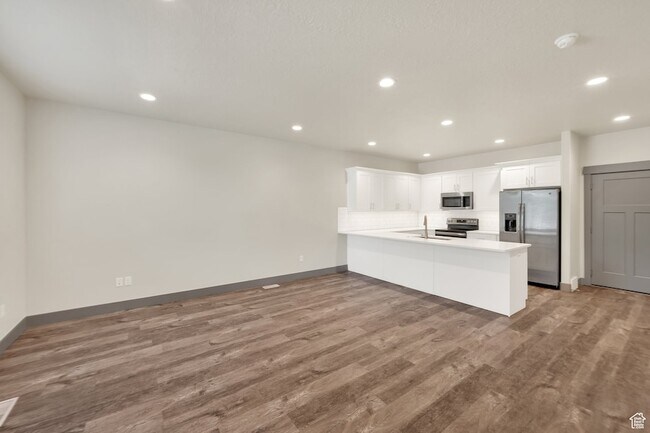 Building Photo - 12732 S 1630 W