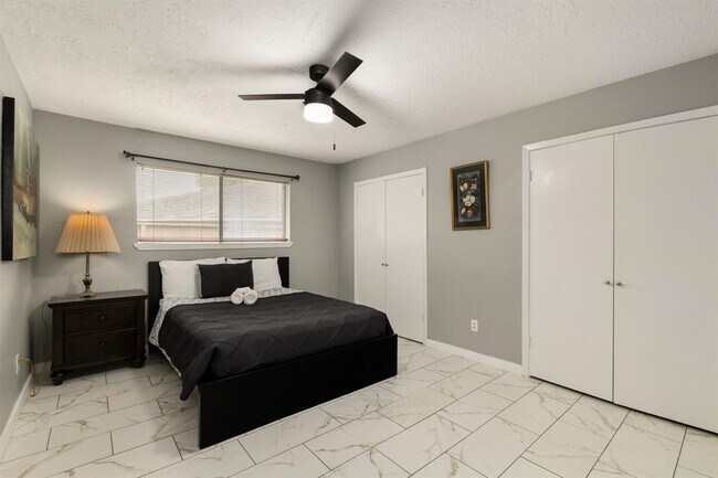 Building Photo - 14110 Eventide Dr