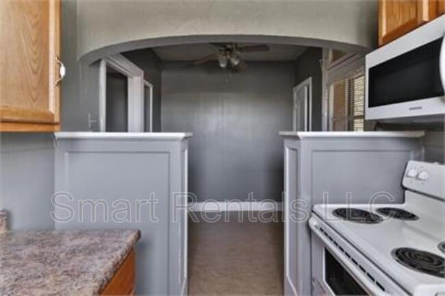 Building Photo - 3805 Keokuk St