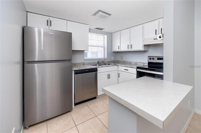 Building Photo - 1062 85th Terrace N
