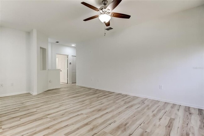 Building Photo - 2107 Portofino Pl