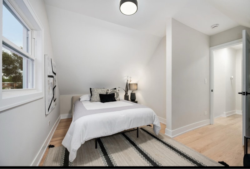 Building Photo - 8536 S Morgan St