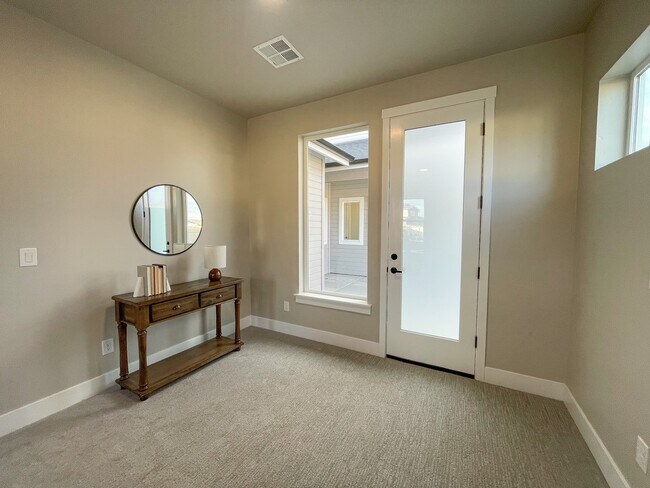 Building Photo - 6273 S Binky Ave