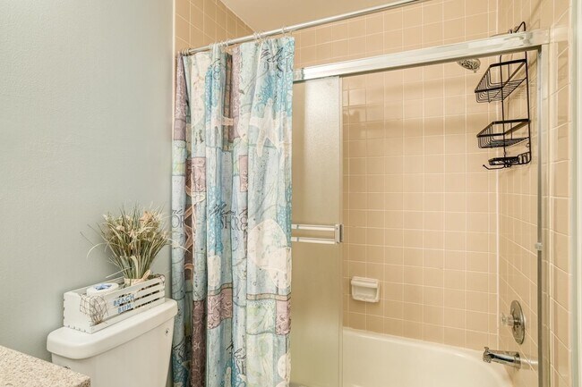 Building Photo - 120 Sunset Harbor Way