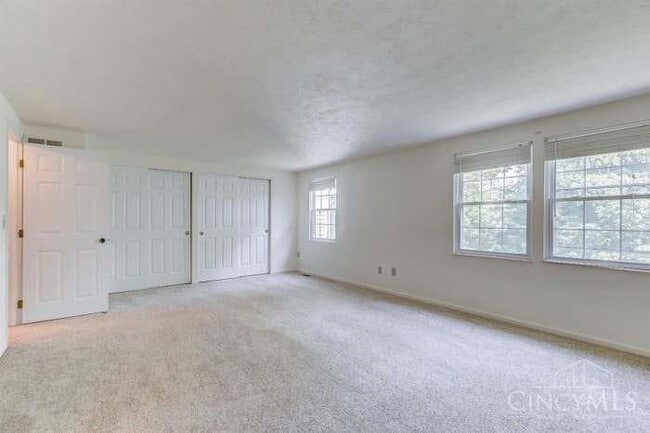 Building Photo - 8059 Hetz Dr