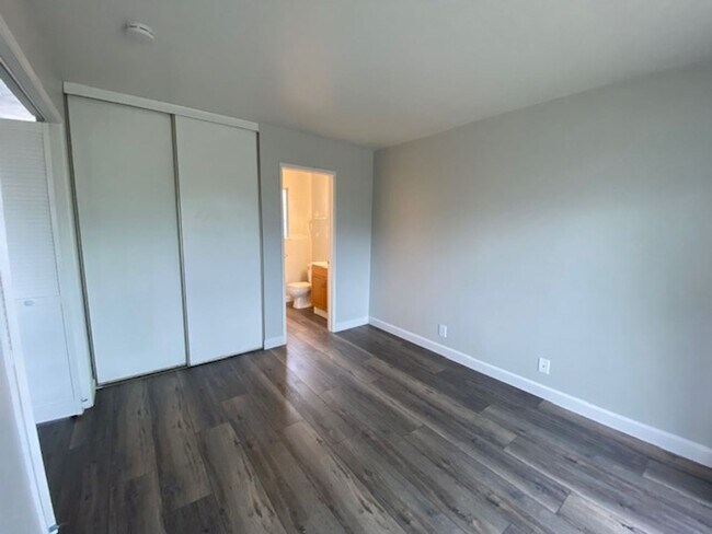 Building Photo - 3BR/ 2BA Updated Home!