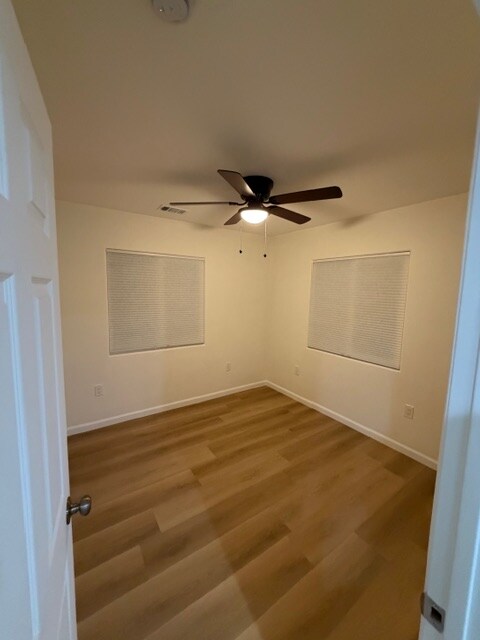 Building Photo - 823 E Cypress St