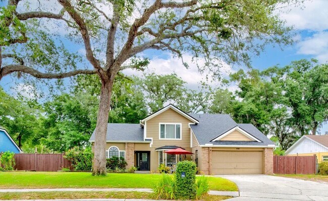 Building Photo - 848 Bucksaw Pl