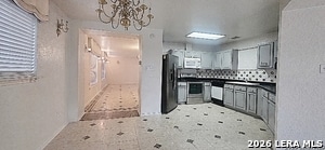 Building Photo - 5707 Lovett Oaks