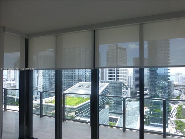 Building Photo - 88 SW 7th St