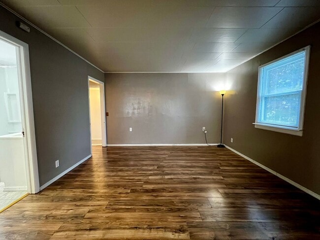 Building Photo - Non-Refundable & Security Deposit Total: $...