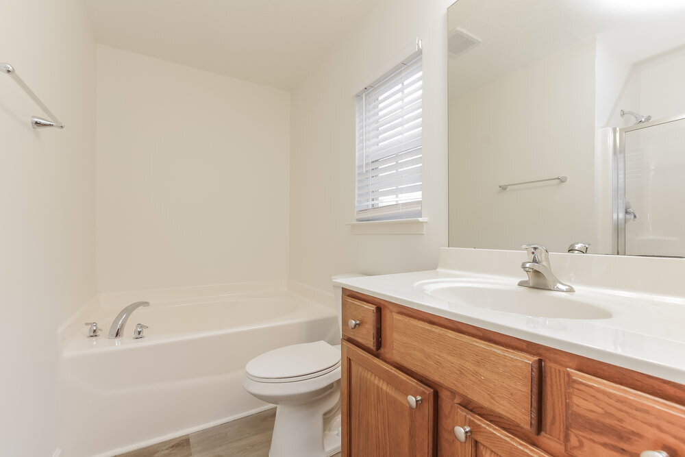 Building Photo - 1209 Willow Bridge Ct