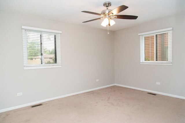 Building Photo - 640 Waverly Dr