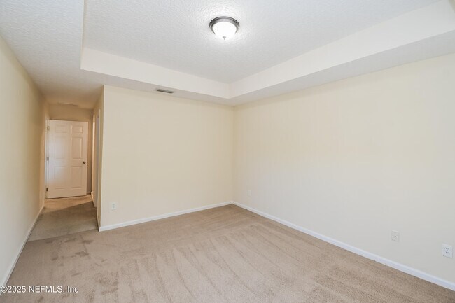 Building Photo - 3735 Creswick Cir