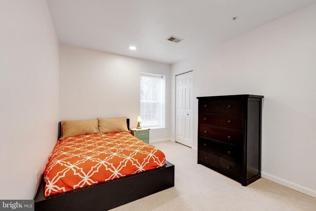 Building Photo - 13102 Ogles Hope Dr