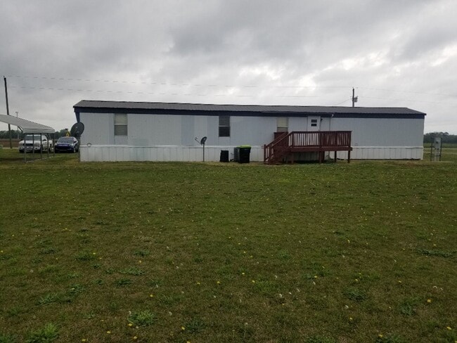Building Photo - 368 Shine Rd