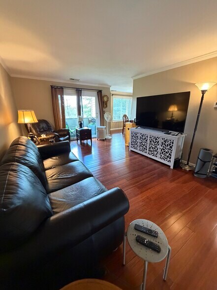 Building Photo - 39D Beehunter Ct