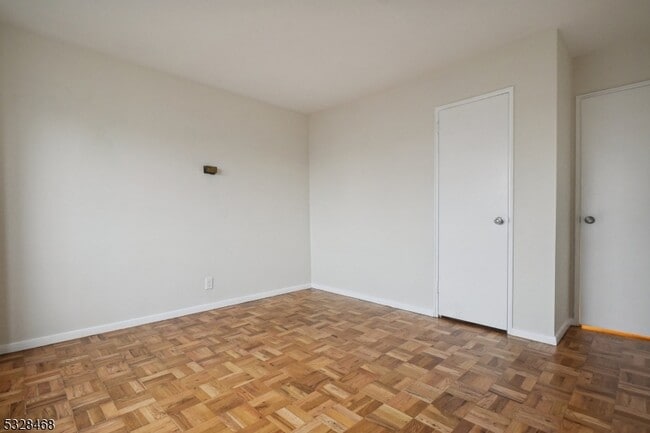 Building Photo - 377 S Harrison St
