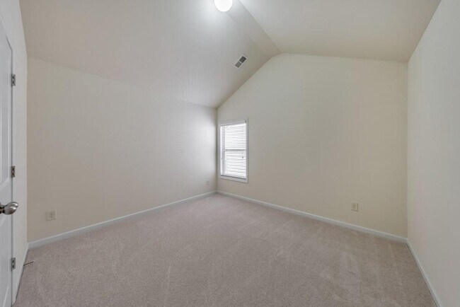 Building Photo - 4990 Brierstone Dr