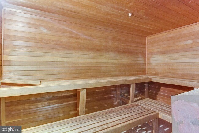 Building Photo - 3313 Wyndham Cir