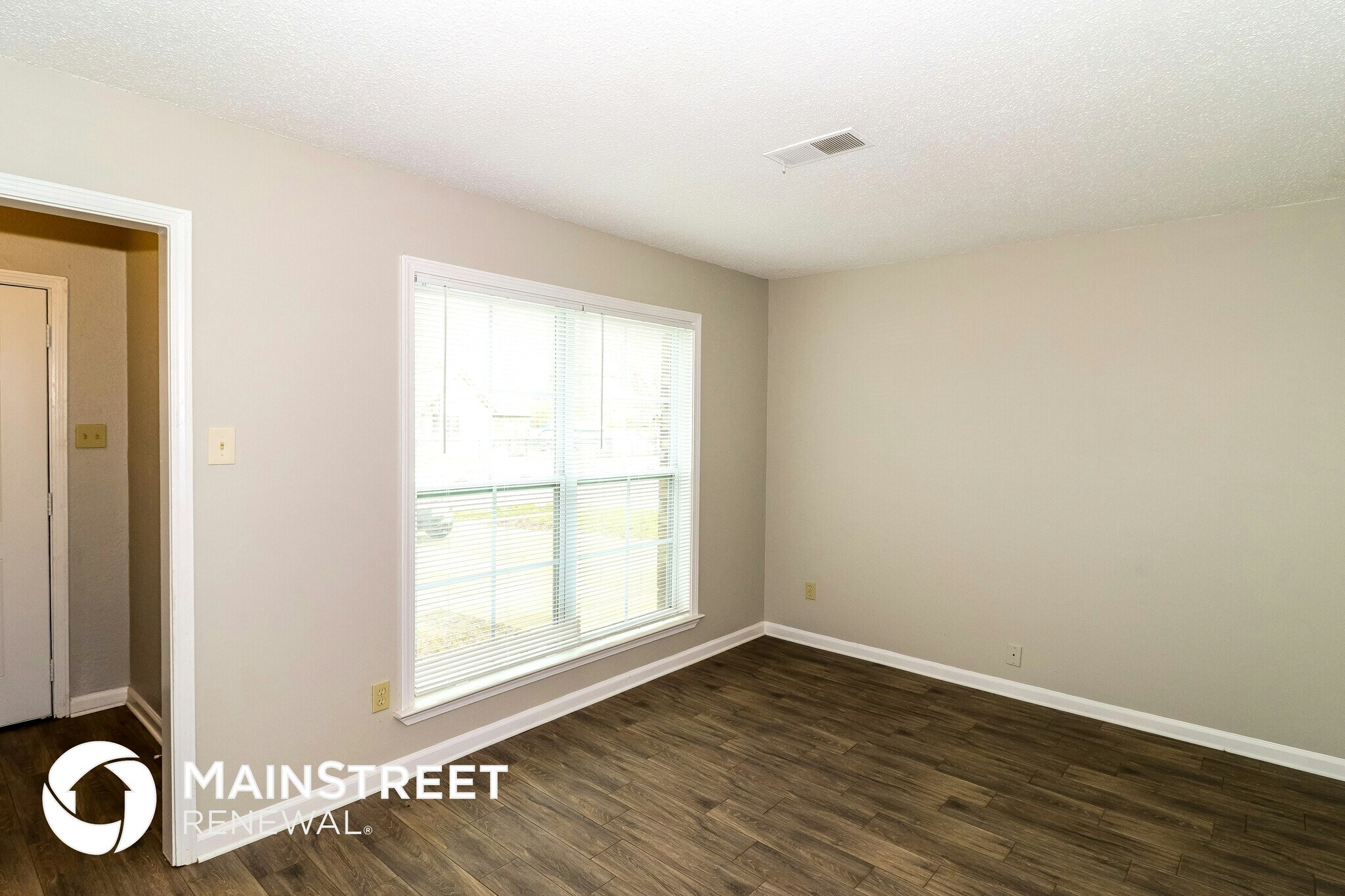 Building Photo - 7135 Hillshire Dr