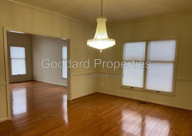 Building Photo - 10225 Club House Court