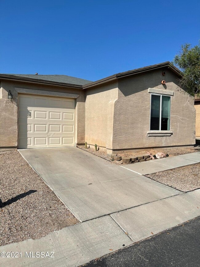 Building Photo - 3294 W Treece Pl