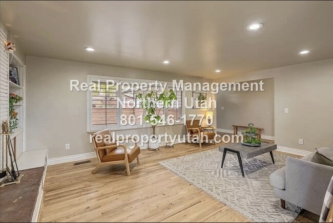 Building Photo - 6075 S 2125 W