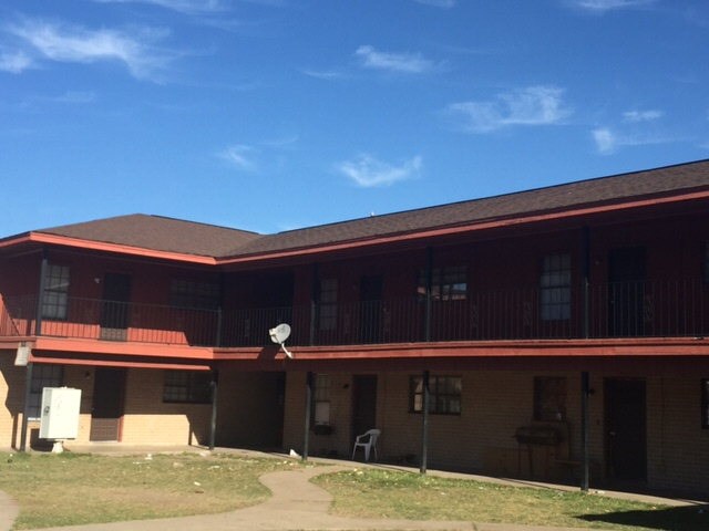 Building Photo - 1104 Primrose Ave