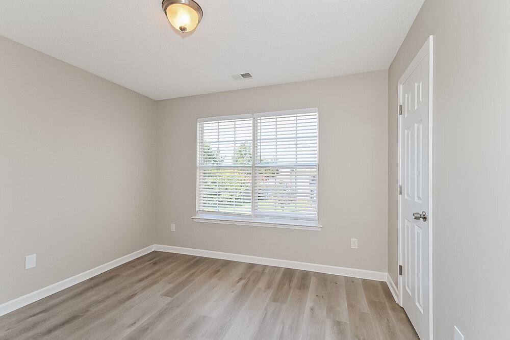 Building Photo - 4428 Liverpool Ln