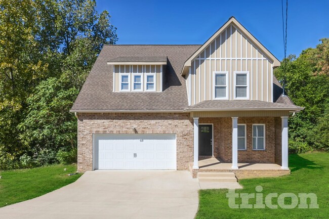 Building Photo - 1765 Bridgecrest Dr