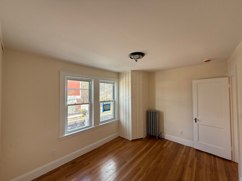 Building Photo - 3 Williston Rd