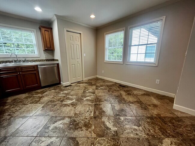 Building Photo - 48 Nathan Drive