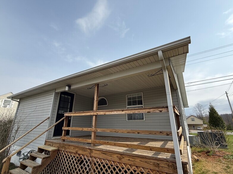 Building Photo - 159 Dry Valley Rd