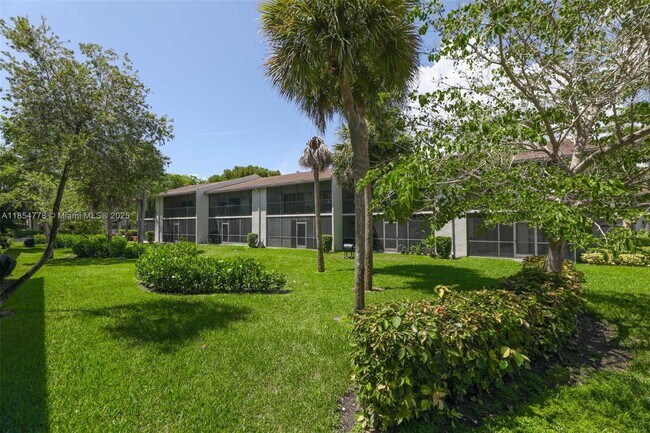 Building Photo - 1256 S Military Trail