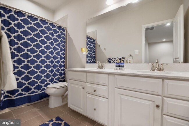 Building Photo - 7843 Otterbein Way