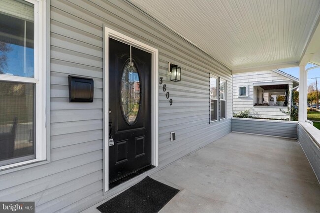 Building Photo - 3809 W Cold Spring Ln