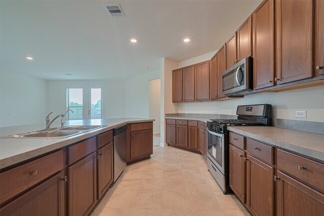 Building Photo - 5727 Texas Sage Dr