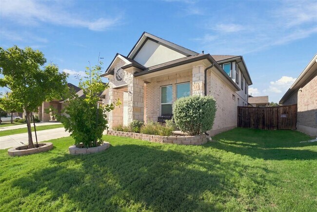 Building Photo - 2405 Gabriels Horn Rd