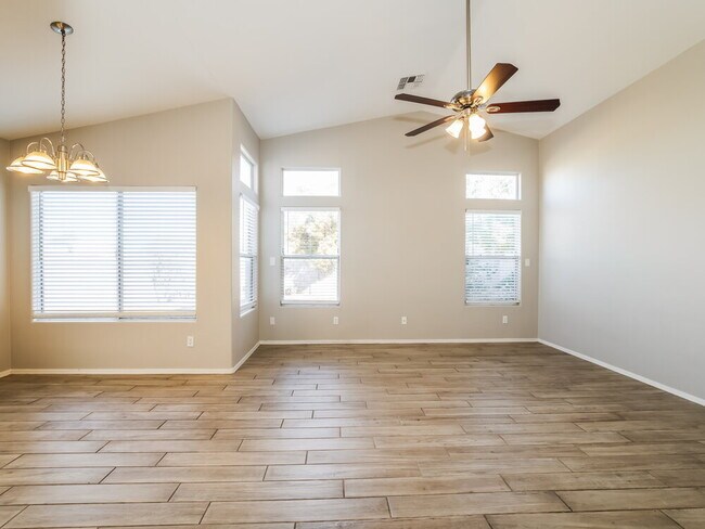 Building Photo - 3430 N Saffron