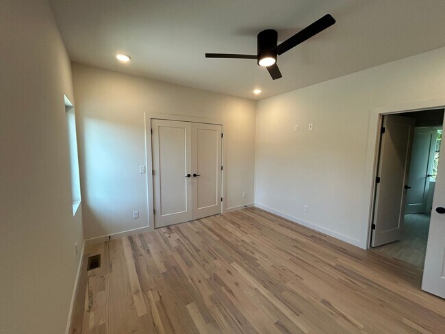 Building Photo - Amazing New Construction North Nashville!