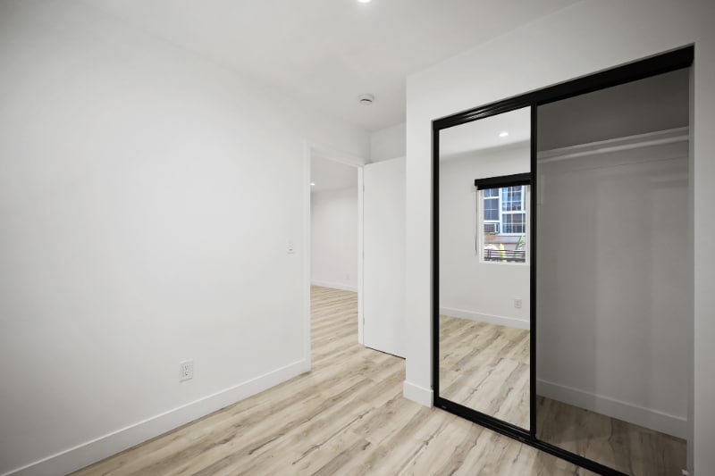 Building Photo - 111 Normandie Ave