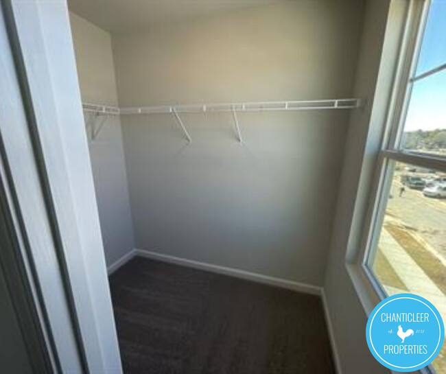 Building Photo - 2713 Chert Ln