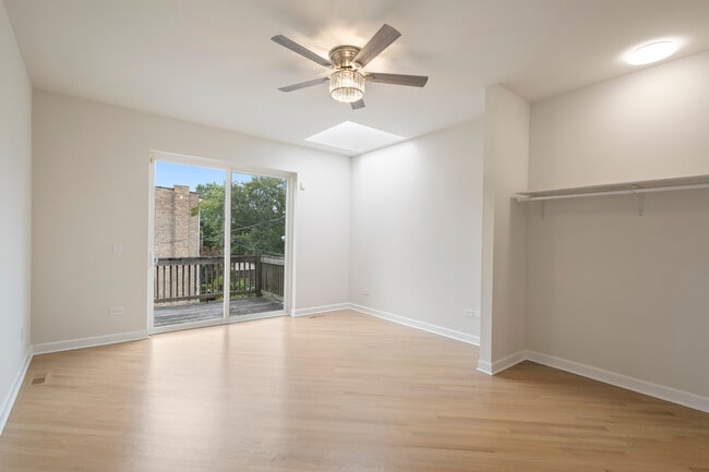 Building Photo - 6505 S Woodlawn Ave