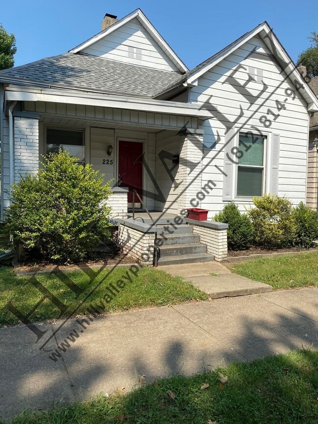 Primary Photo - Two Bed, 1 1/2 Bath Home