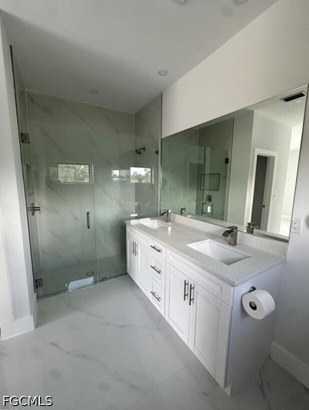 Building Photo - 821 Bell Blvd