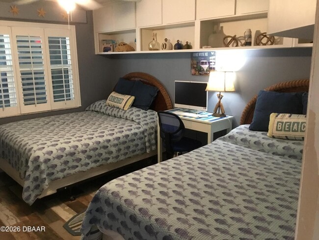 Building Photo - 1571 S Atlantic Ave